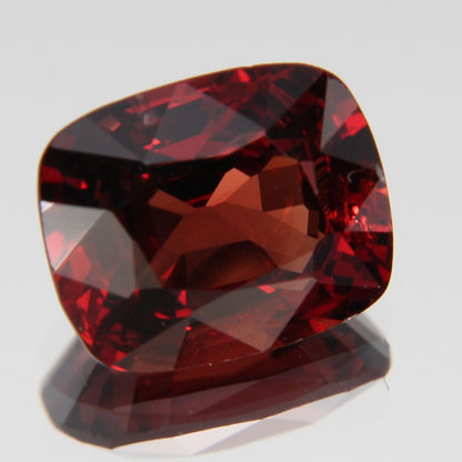 Orange-Red Spinel 2.60 ct