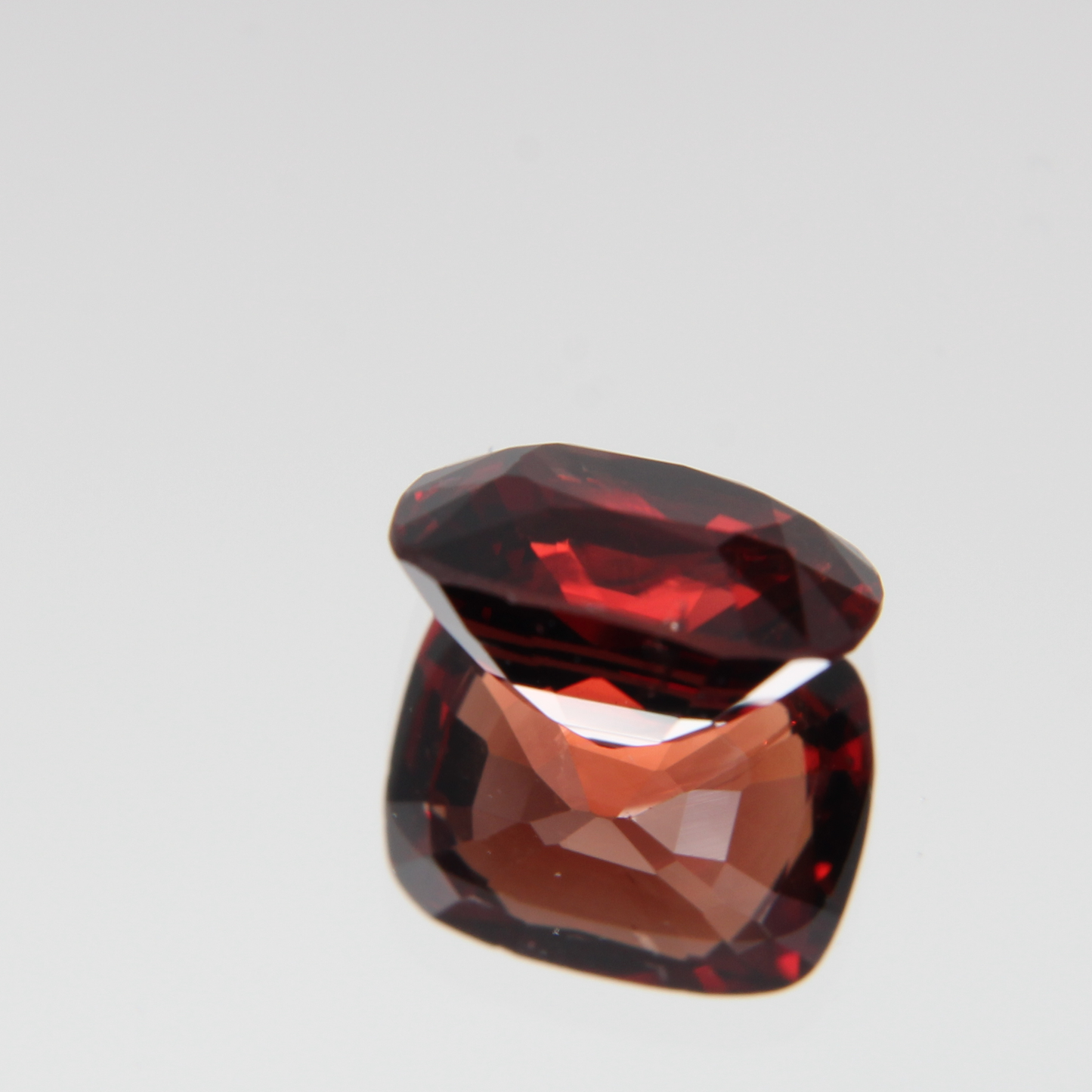 Orange-Roter Spinell 2.60 ct