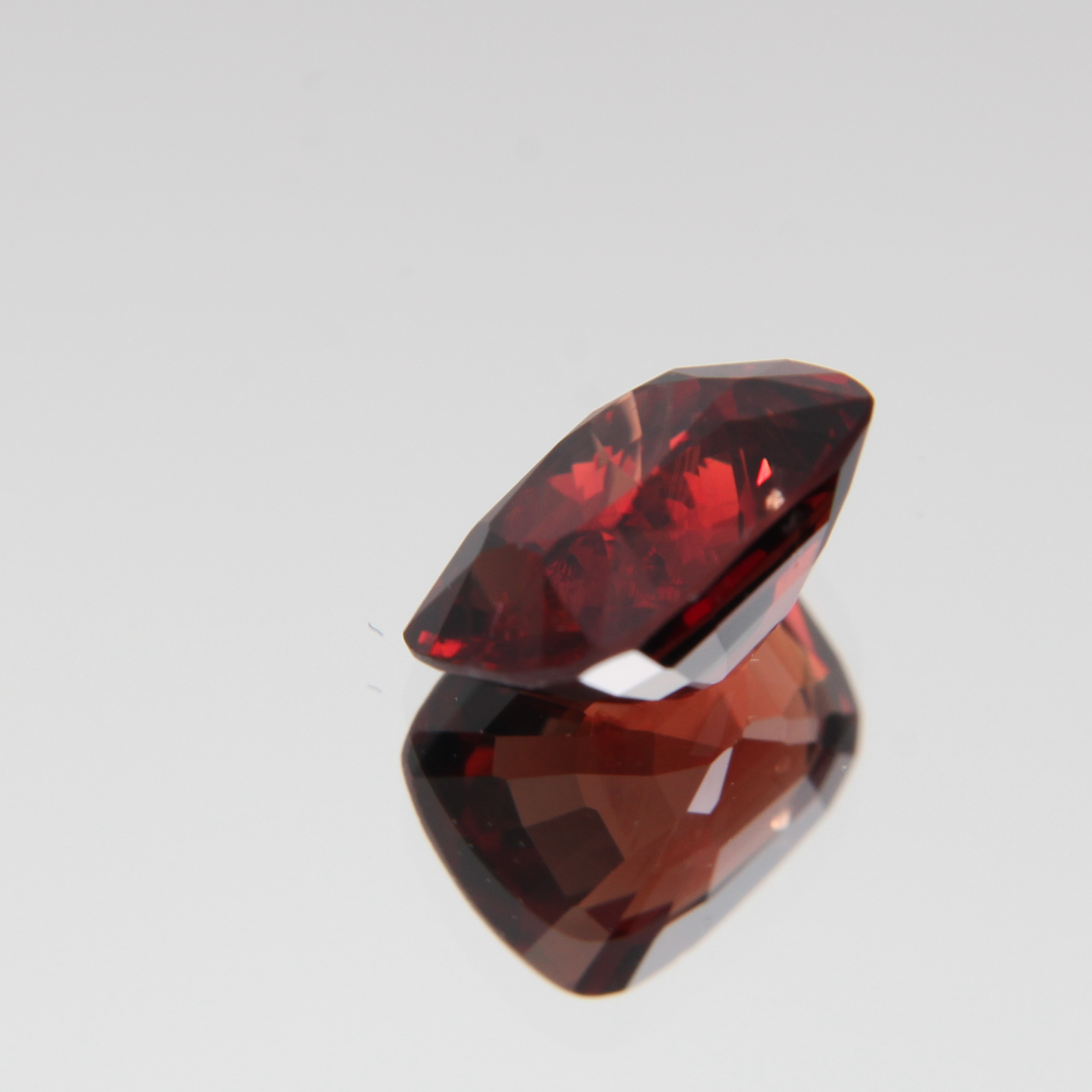 Orange-Roter Spinell 2.60 ct