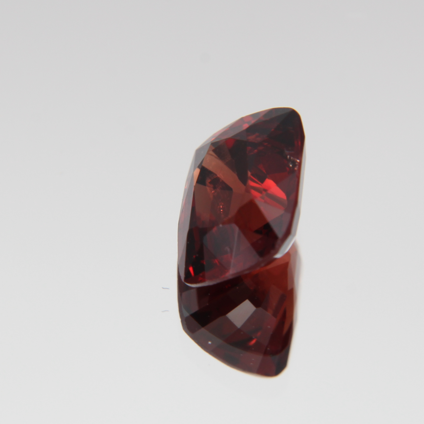 Orange-Roter Spinell 2.60 ct