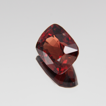 Orange-Roter Spinell 2.60 ct
