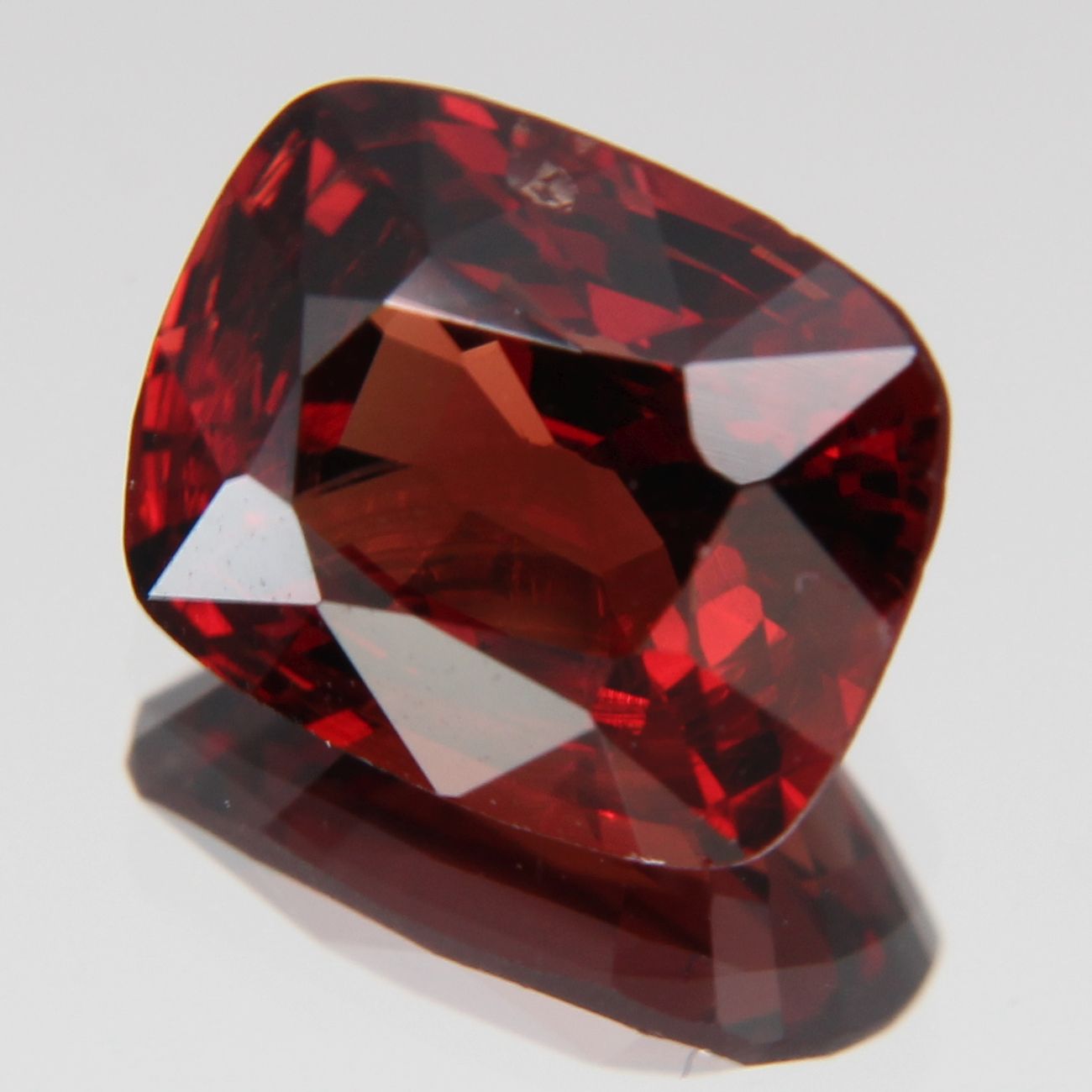 Orange-Red Spinel 2.60 ct