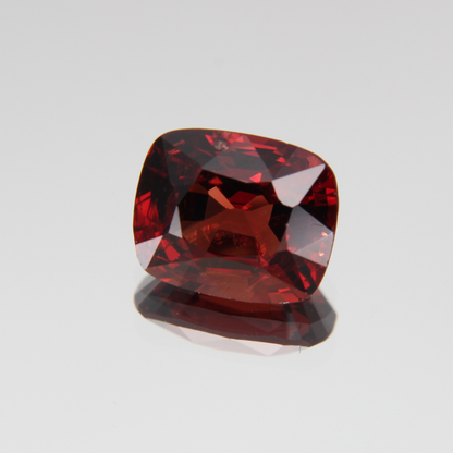 Orange-Roter Spinell 2.60 ct