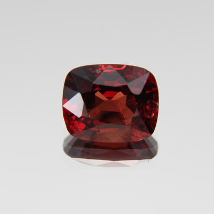 Orange-Roter Spinell 2.60 ct