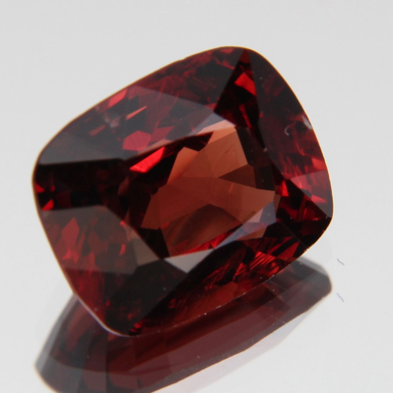 Orange-Red Spinel 2.60 ct