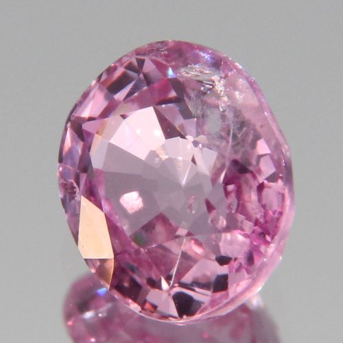 Padparadscha Saphir 1.06 ct