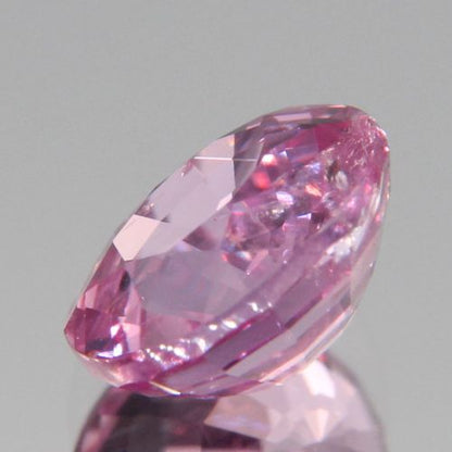 Padparadscha Saphir 1.06 ct