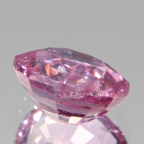 Padparadscha Saphir 1.06 ct