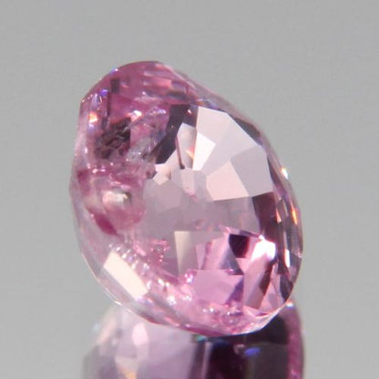 Padparadscha Saphir 1.06 ct