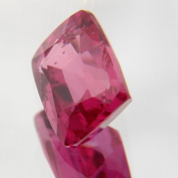 pink sapphire 0.51 ct