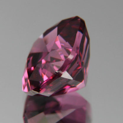 Rhodolite 1.84ct