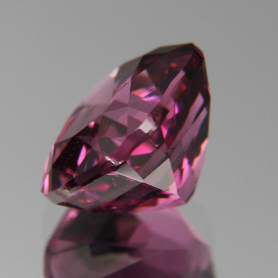 Rhodolite 1.84ct