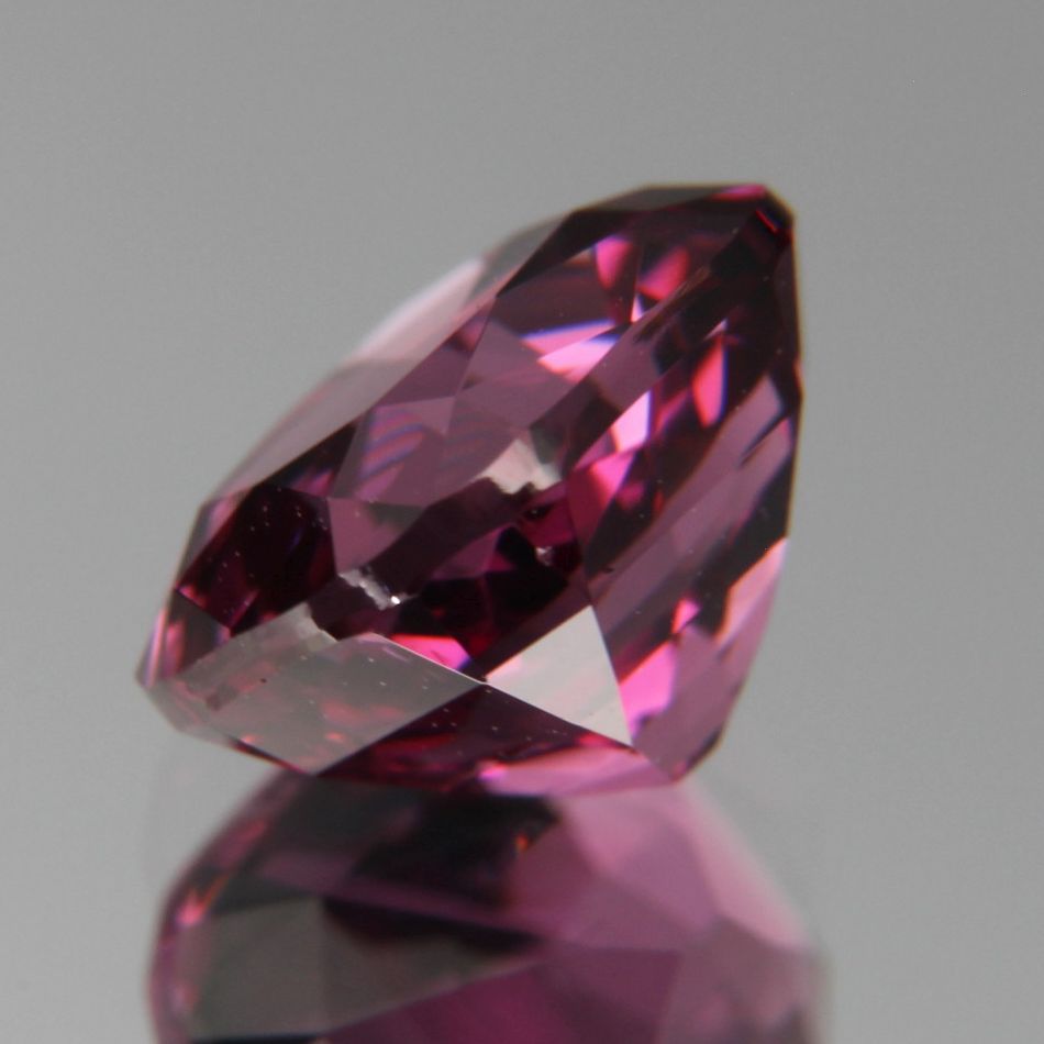 Rhodolite 1.84ct