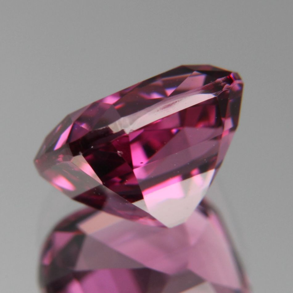 Rhodolite 1.84ct