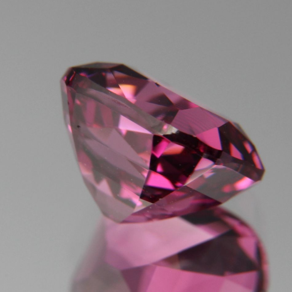 Rhodolite 1.84ct