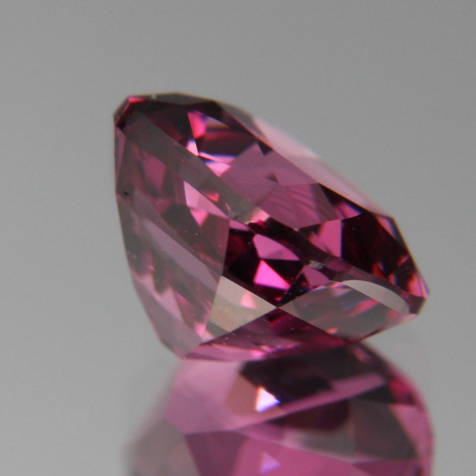 Rhodolite 1.84ct