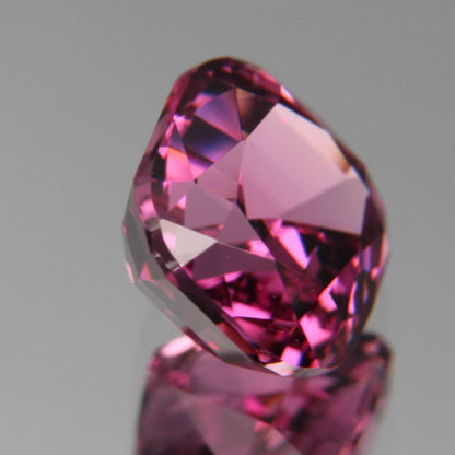 Rhodolite 1.84ct