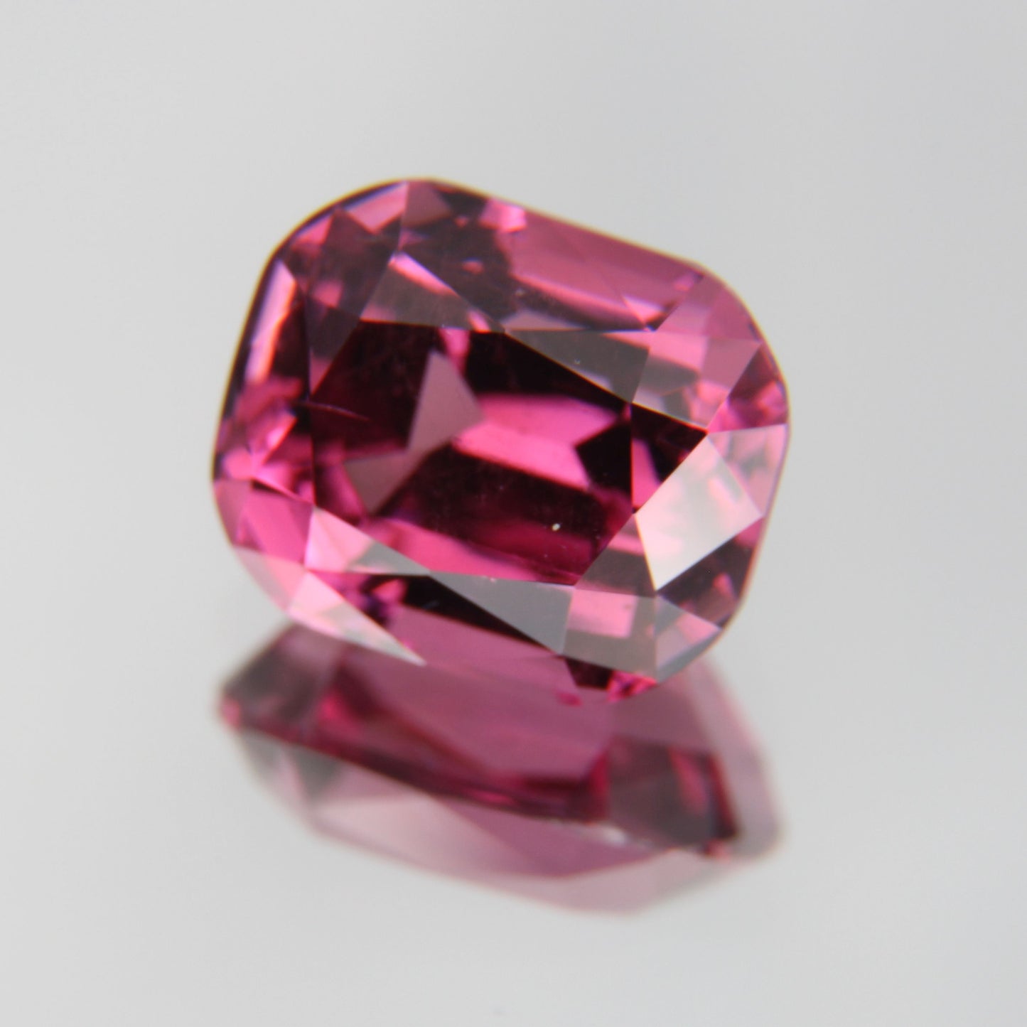 Rhodolite 2.30 ct