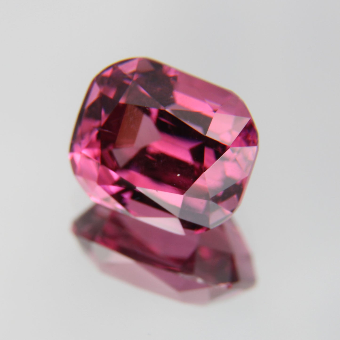 Rhodolite 2.30 ct