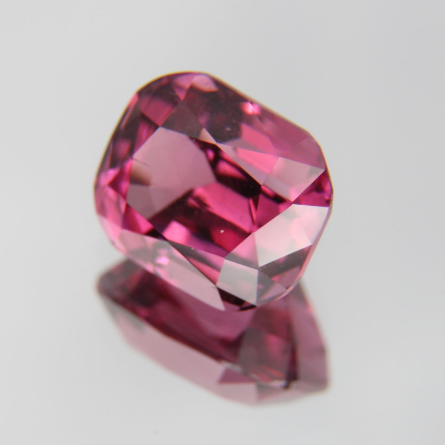 Rhodolite 2.30 ct