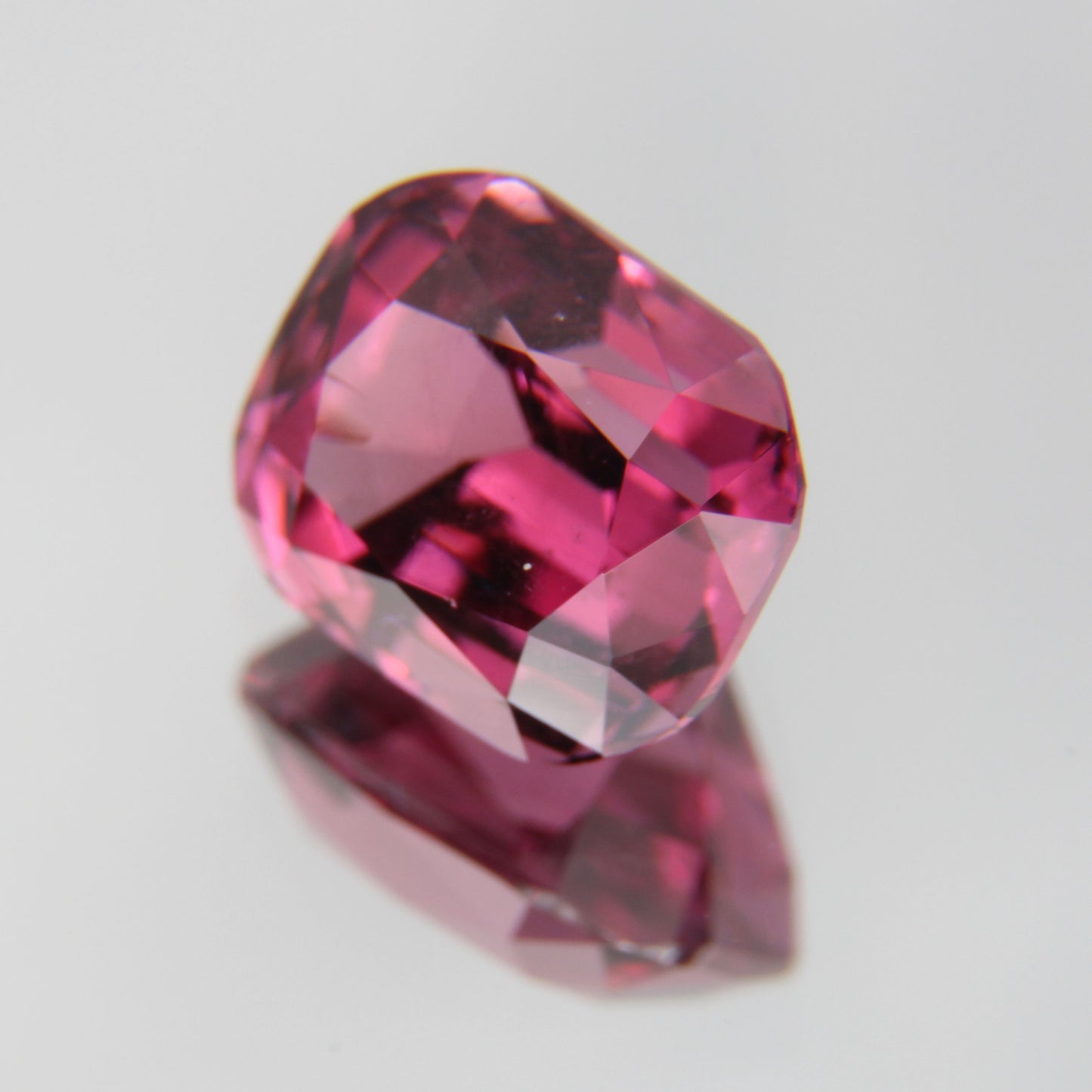 Rhodolite 2.30 ct