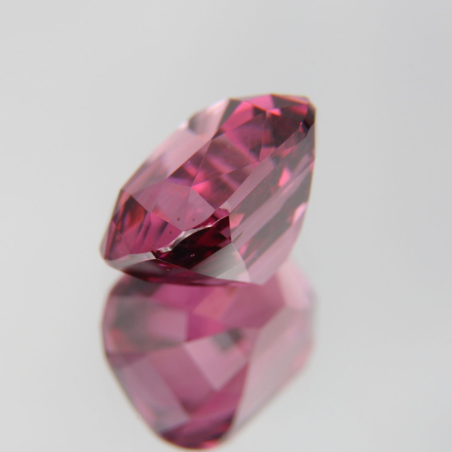 Rhodolite 2.30 ct