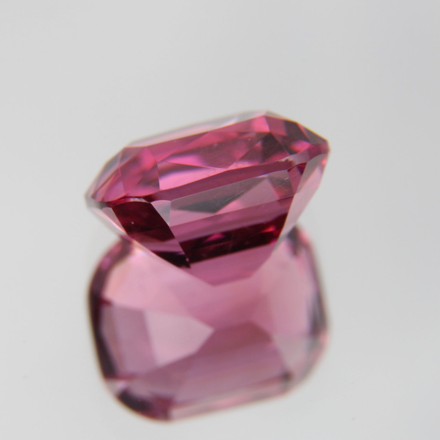 Rhodolite 2.30 ct