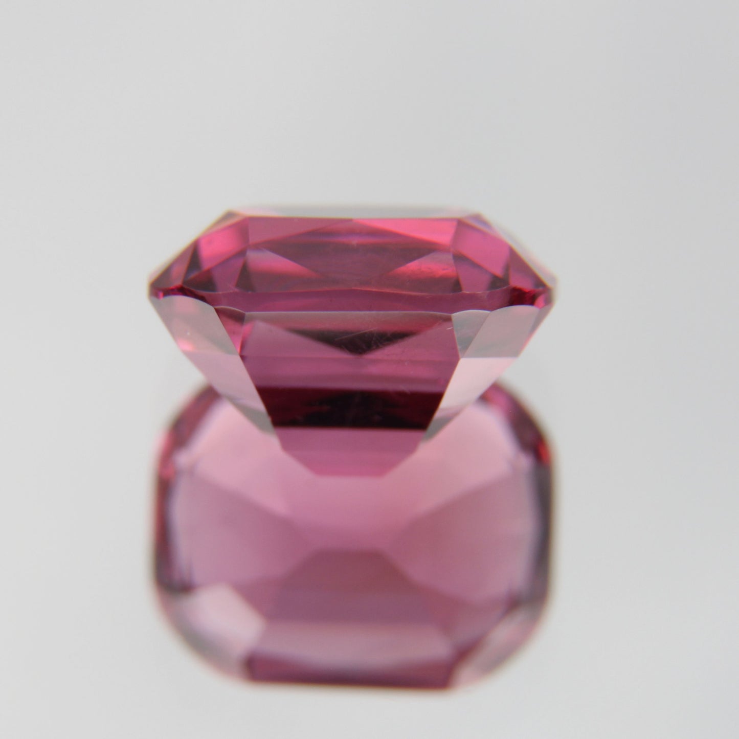Rhodolite 2.30 ct