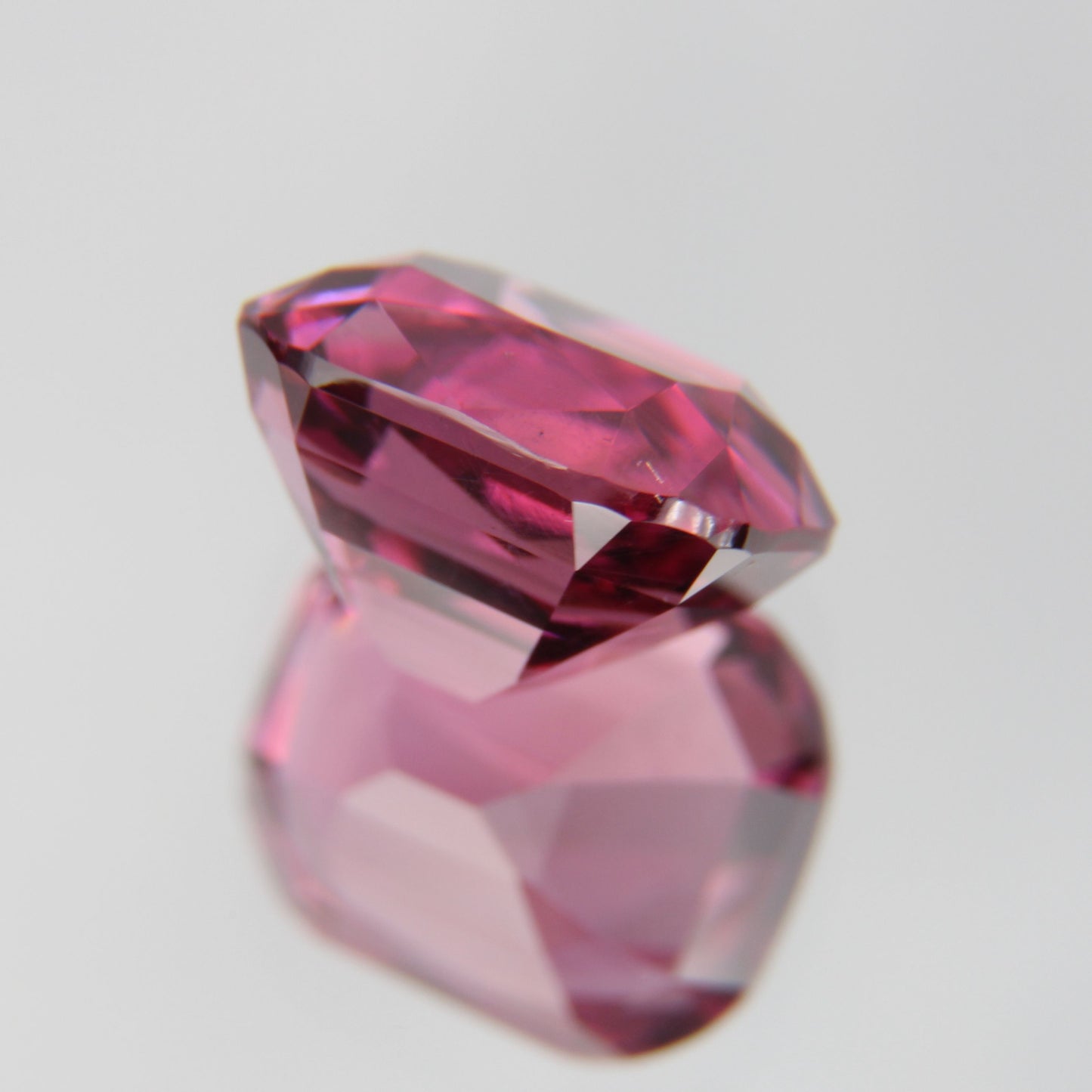 Rhodolite 2.30 ct