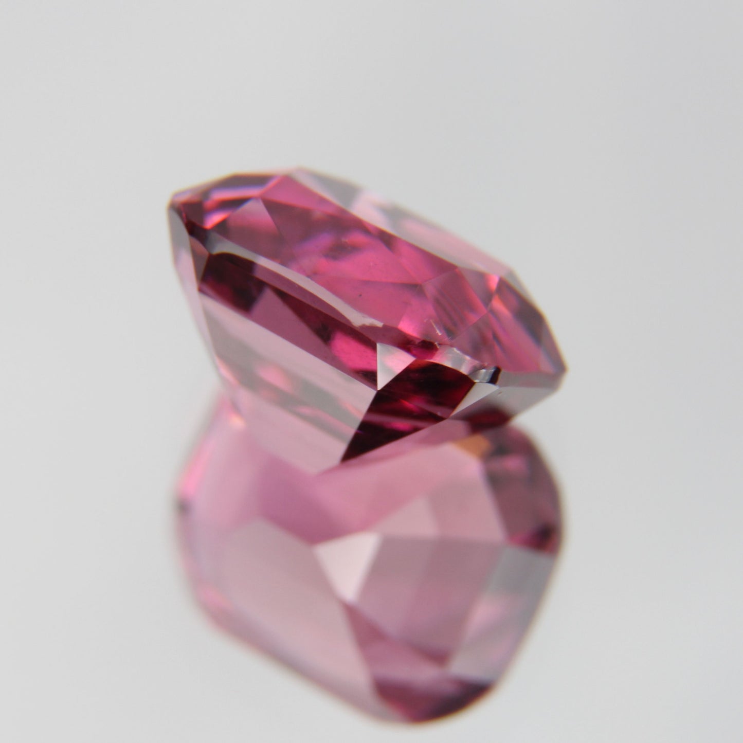 Rhodolite 2.30 ct
