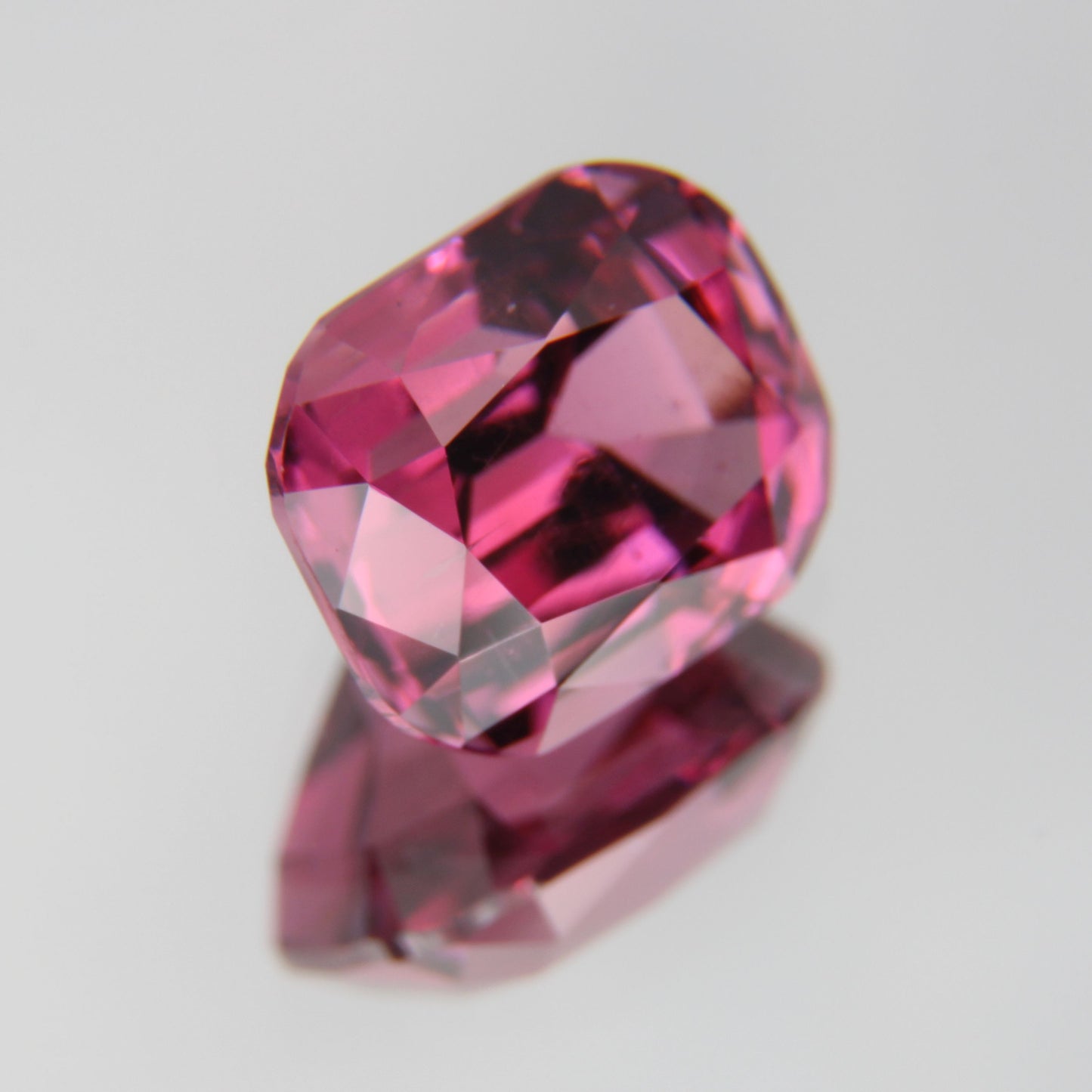 Rhodolite 2.30 ct