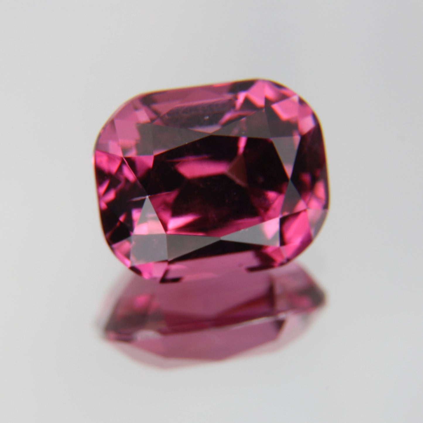 Rhodolite 2.30 ct