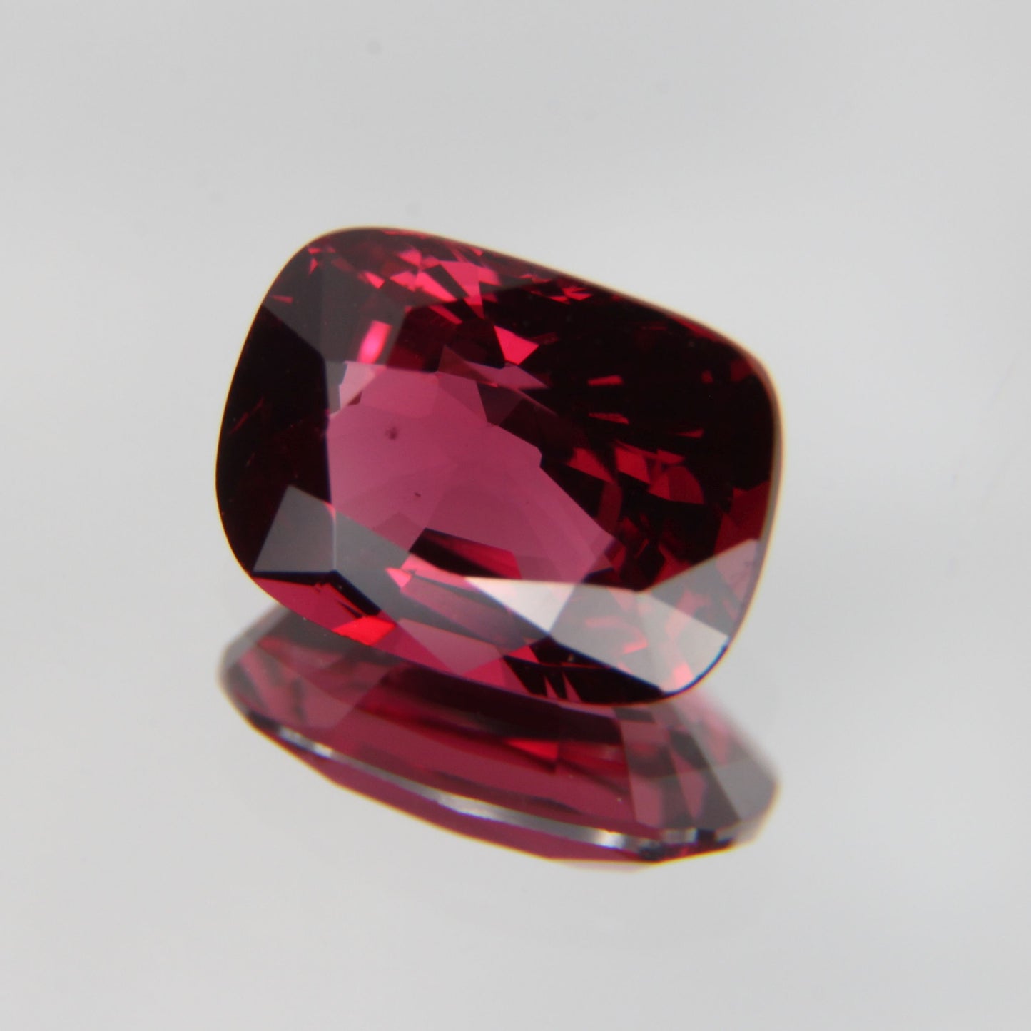 Red Spinel 1.07 ct