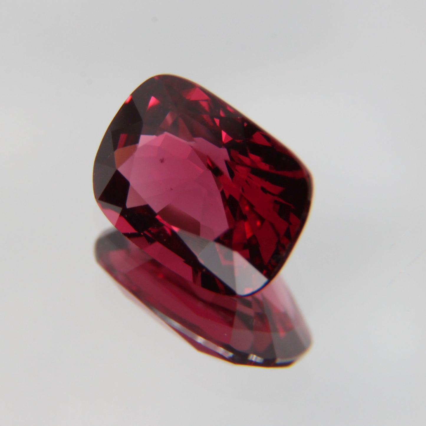Red Spinel 1.07 ct