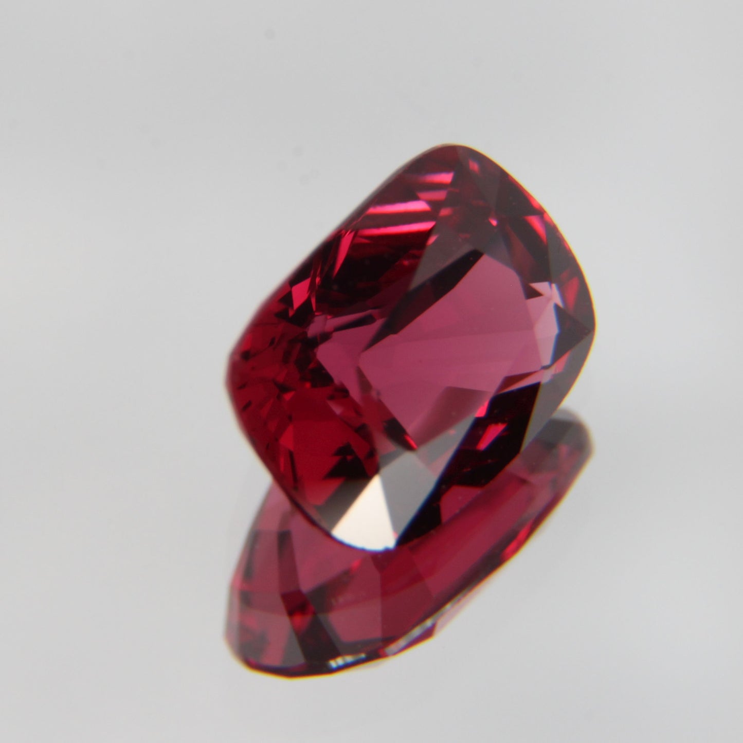 Red Spinel 1.07 ct