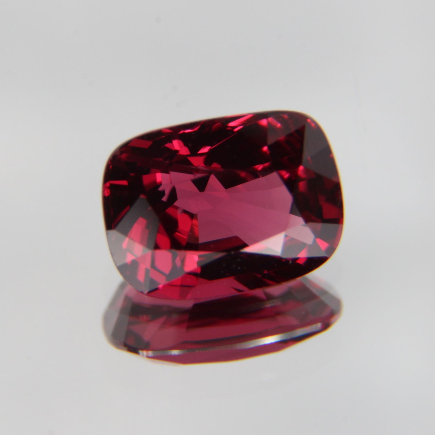 Red Spinel 1.07 ct