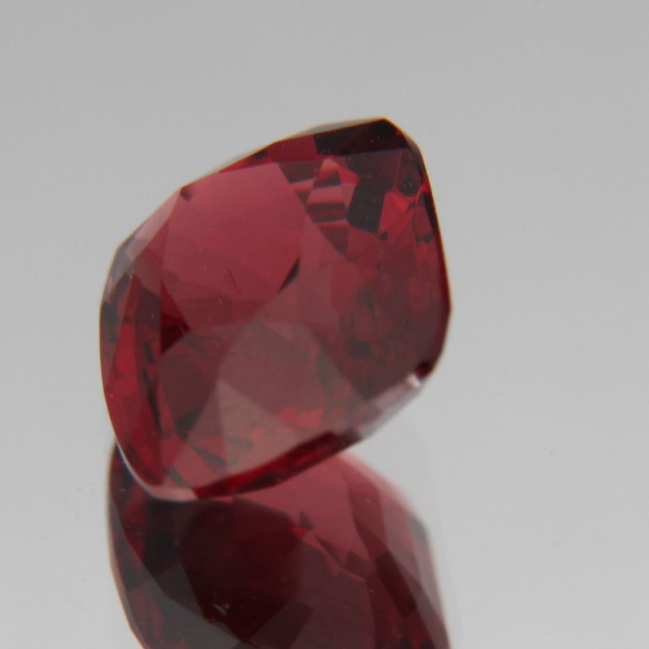 Spinel 1.08ct