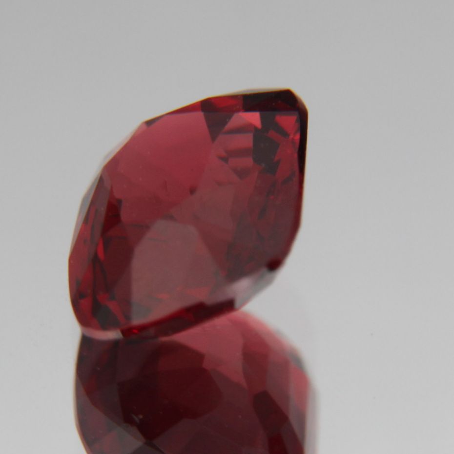 Spinel 1.08ct