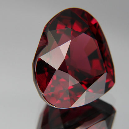 Umbalite Garnet 9.01ct