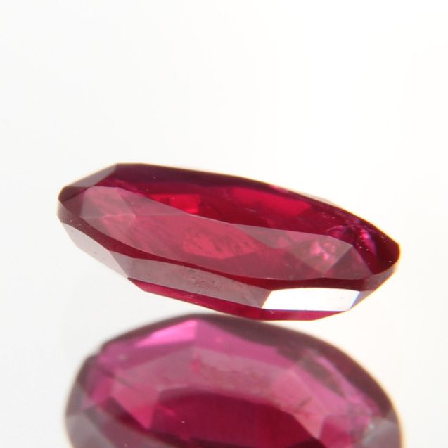 Rubin 0.37ct