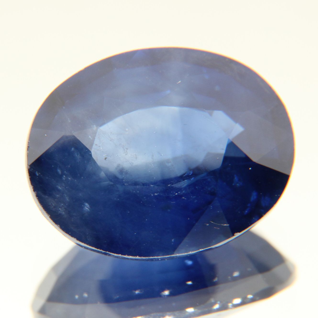 Royal Blue Sapphire 6.34ct