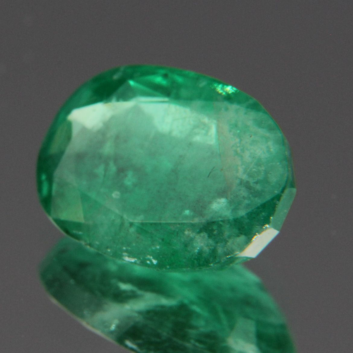 Smaragd 2.11 ct