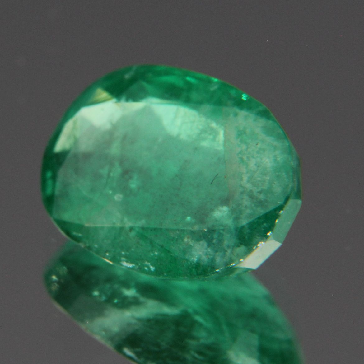 Smaragd 2.11 ct