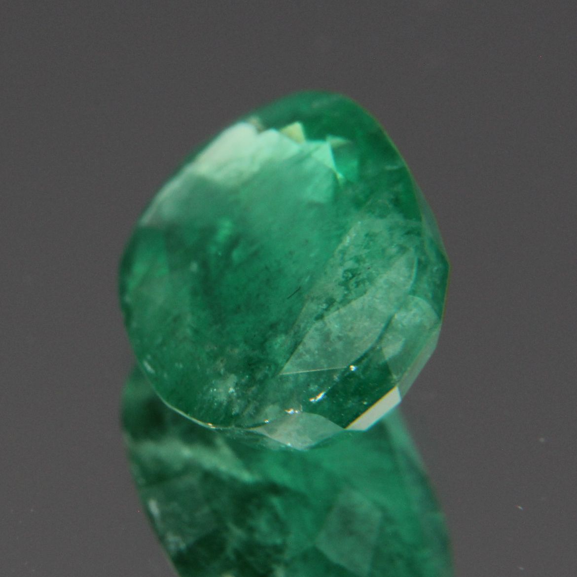 Smaragd 2.11 ct
