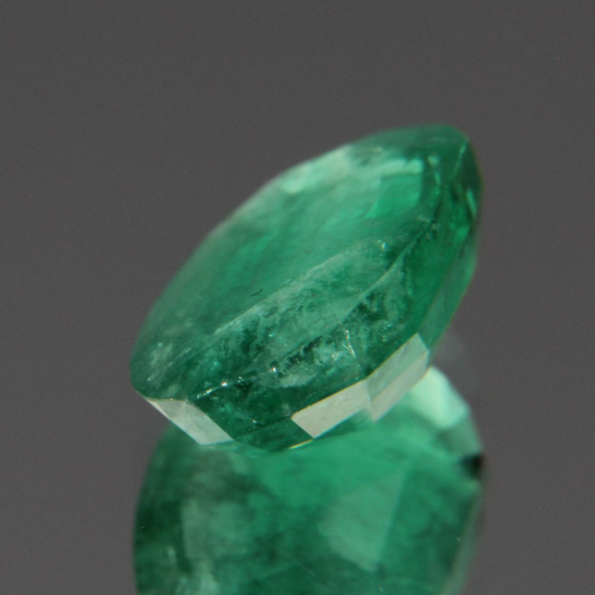 Smaragd 2.11 ct