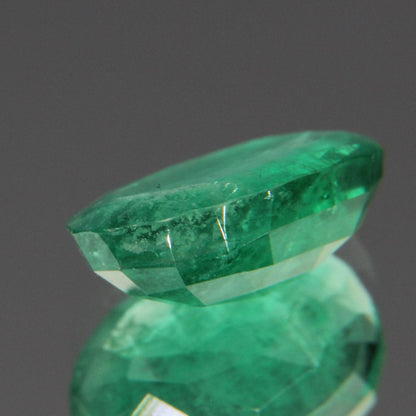 Smaragd 2.11 ct