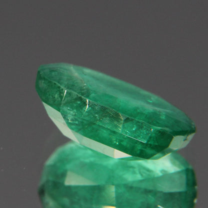 Smaragd 2.11 ct