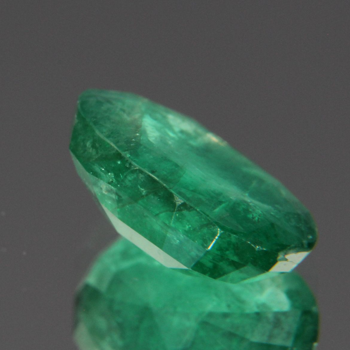 Smaragd 2.11 ct