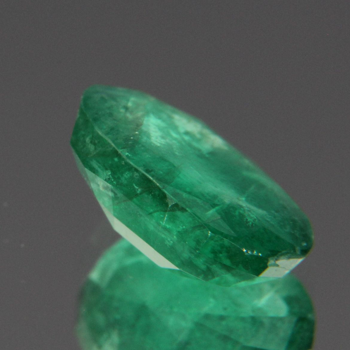 Smaragd 2.11 ct