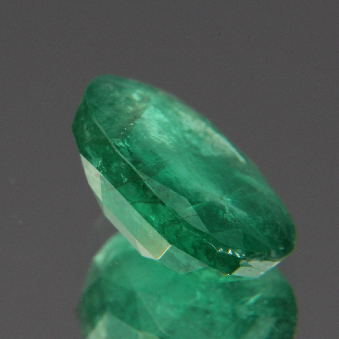 Smaragd 2.11 ct